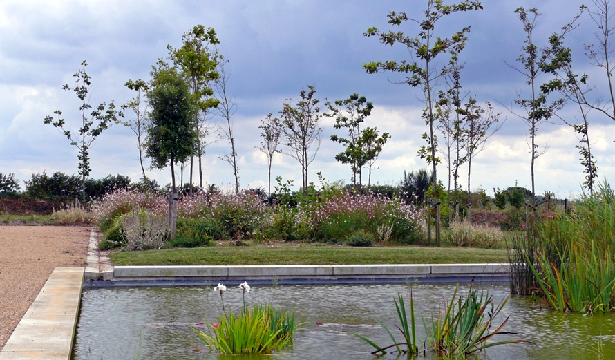 the new cemetery Jardin Perdu